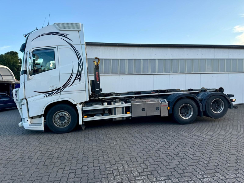 Volvo FH 540 6x4 Liftachse ARK-Hooklift-Funk-Radio-Comand Retarder - Hook lift truck: picture 4 Volvo FH 540 6x4 Liftachse ARK-Hooklift-Funk-Radio-Comand Retarder - Hook lift truck: picture 4