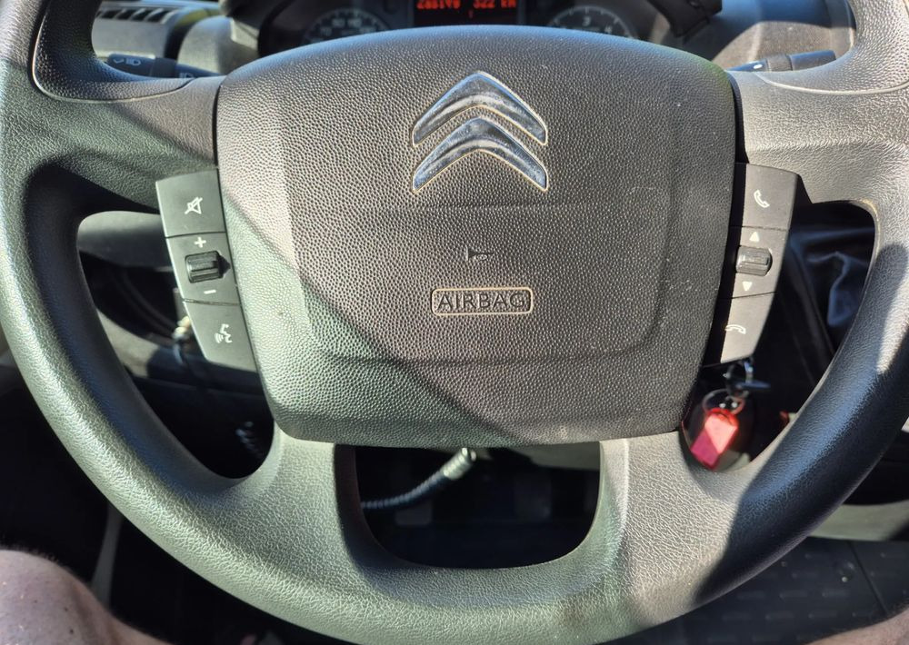 Panel van Citroën Jumper 3.0 180KM: picture 18 Panel van Citroën Jumper 3.0 180KM: picture 18