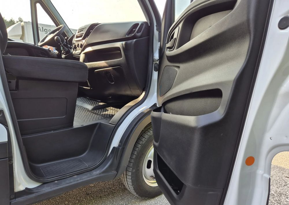 Curtain side van Iveco 35C15 3.0 150KM, Burto-Plandeka: picture 6