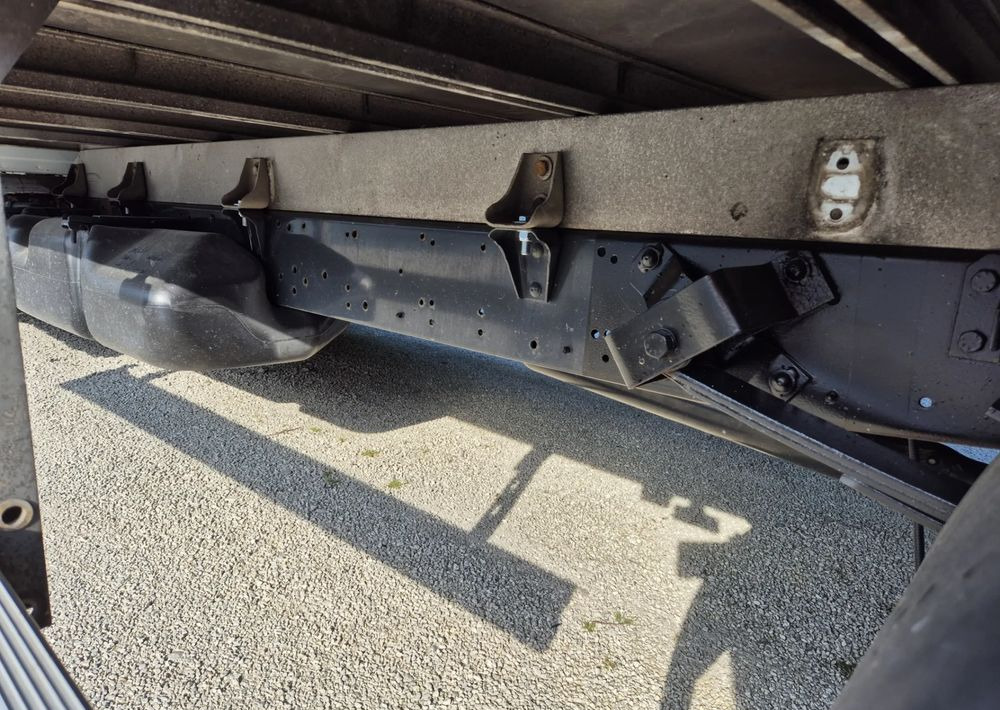 Curtain side van Iveco 35C15 3.0 150KM, Burto-Plandeka: picture 8