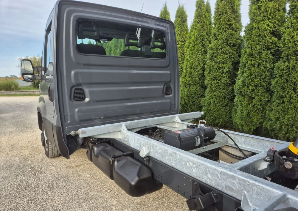 Iveco 35C15 3.0 150KM - Tipper van: picture 4 Iveco 35C15 3.0 150KM - Tipper van: picture 4