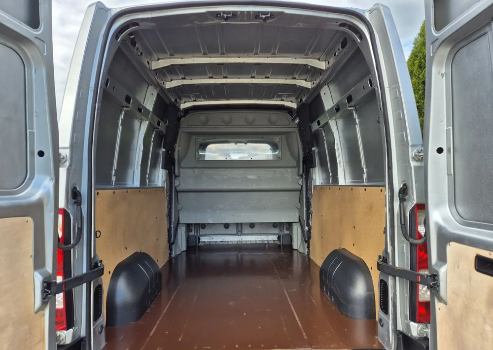 Opel Movano 2.3 - Combi van: picture 4 Opel Movano 2.3 - Combi van: picture 4