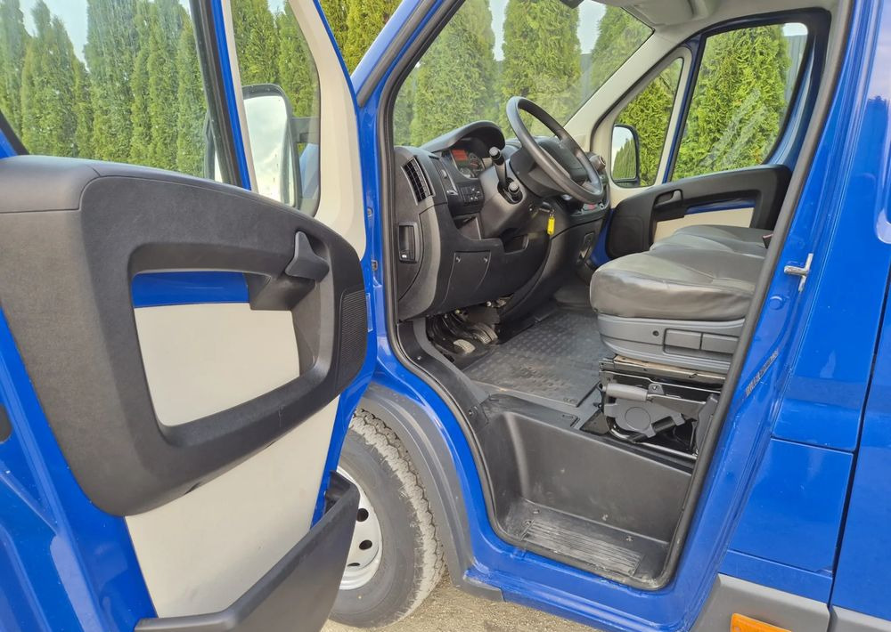 Peugeot Boxer 2.2 150KM brygadówka Maxi wzmocniony koła 16 cali Dubel - Combi van: picture 5 Peugeot Boxer 2.2 150KM brygadówka Maxi wzmocniony koła 16 cali Dubel - Combi van: picture 5