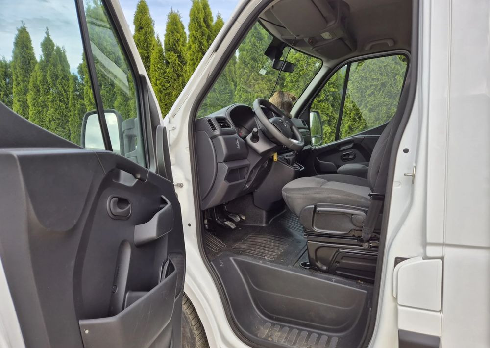 Renault 2.3 Plandeka Burto-Firanka 10 palet - Flatbed van: picture 5 Renault 2.3 Plandeka Burto-Firanka 10 palet - Flatbed van: picture 5