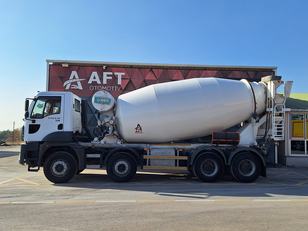 FORD 4142 M - Concrete mixer truck: picture 5 FORD 4142 M - Concrete mixer truck: picture 5