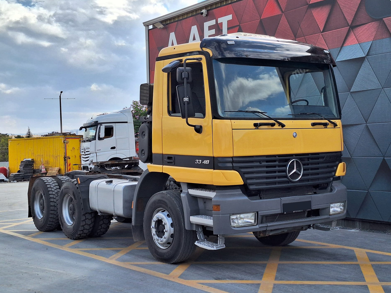 MERCEDES-BENZ ACTROS 3348 - Tractor unit: picture 3 MERCEDES-BENZ ACTROS 3348 - Tractor unit: picture 3