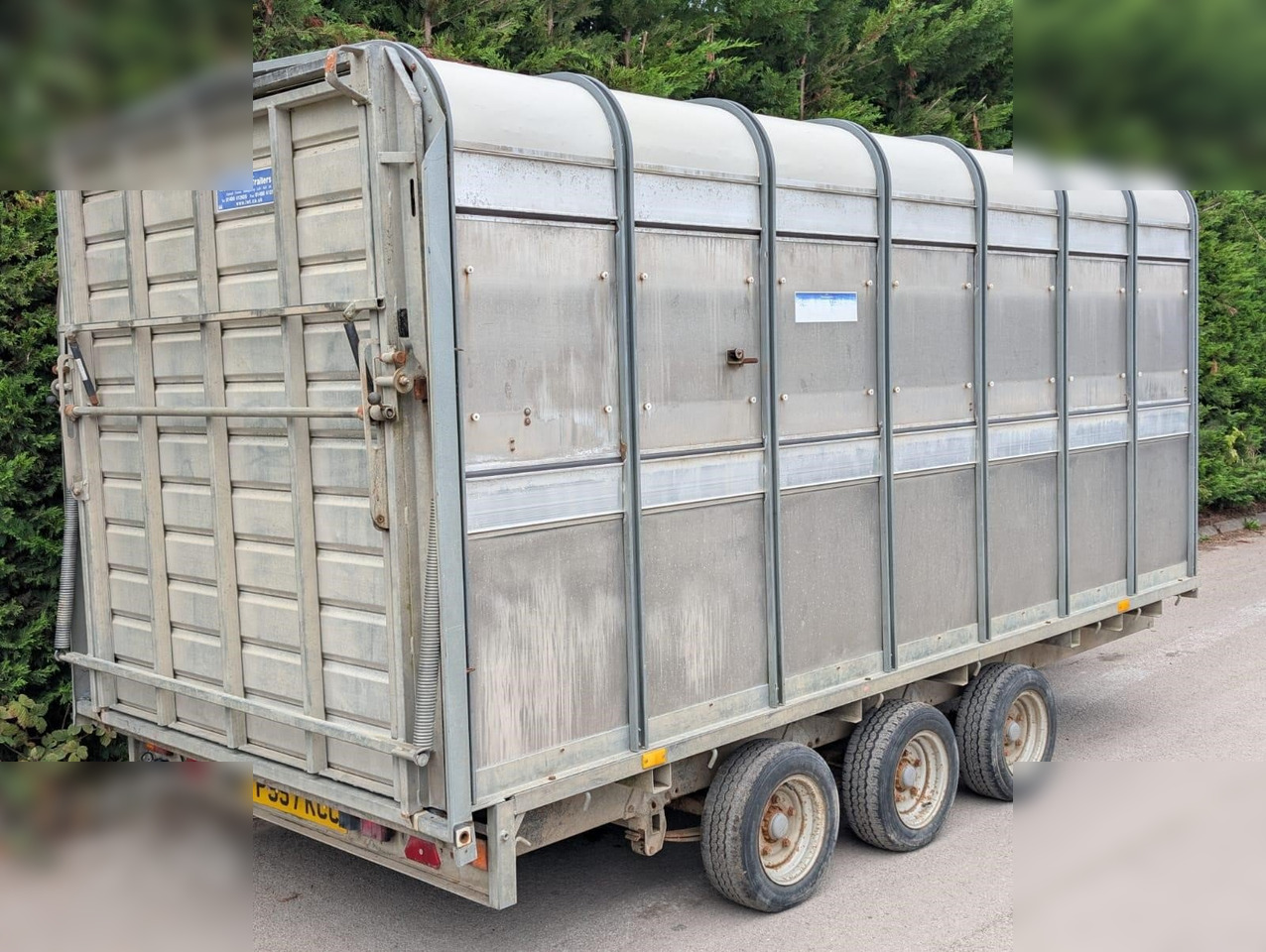 2004 IFOR WILLIAMS DP120G - Livestock trailer: picture 5 2004 IFOR WILLIAMS DP120G - Livestock trailer: picture 5