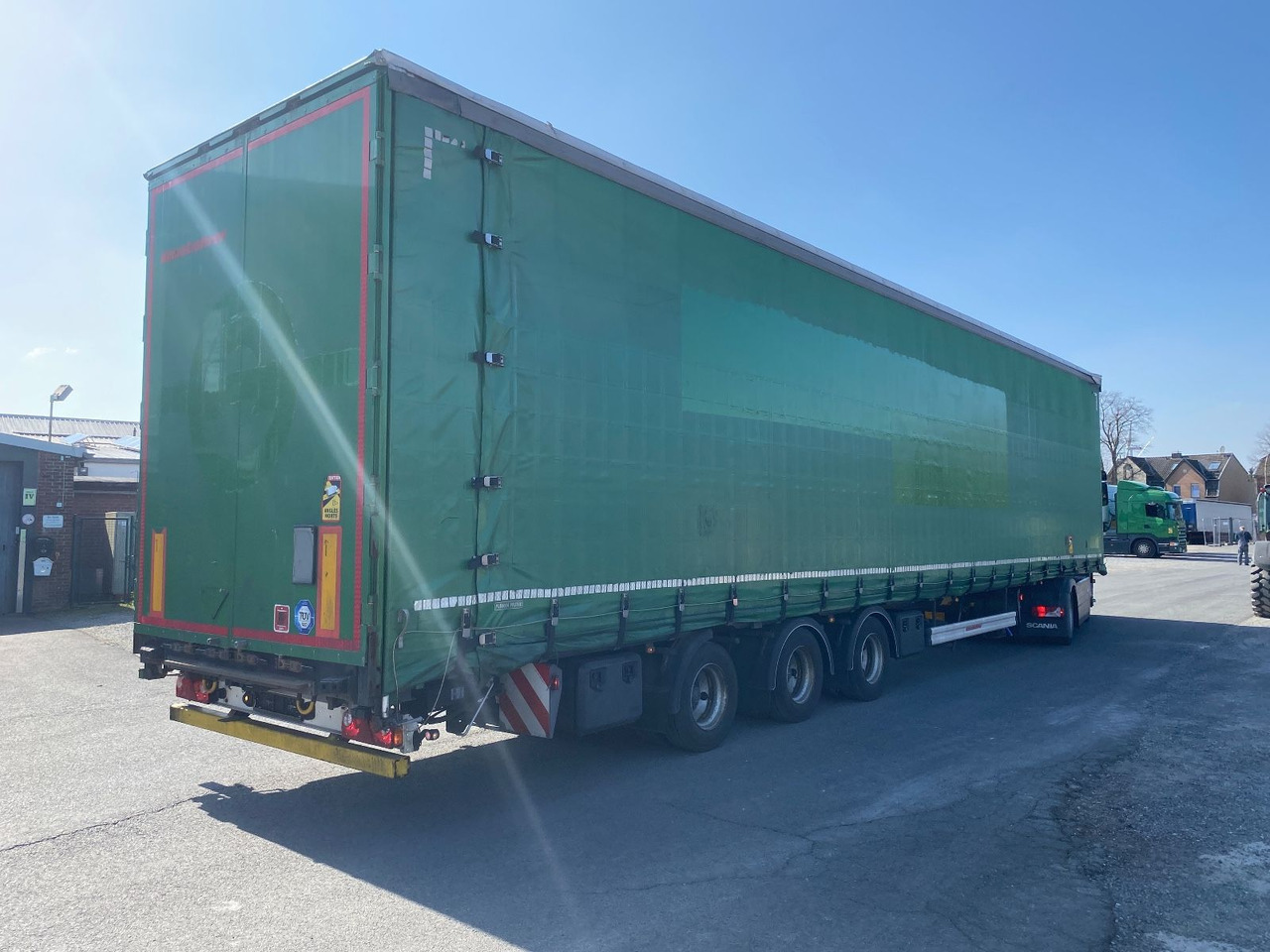Kässbohrer 3-achs Mega/verbreiterbar + Rollboden Aircargo!! - Curtainsider semi-trailer: picture 2 Kässbohrer 3-achs Mega/verbreiterbar + Rollboden Aircargo!! - Curtainsider semi-trailer: picture 2