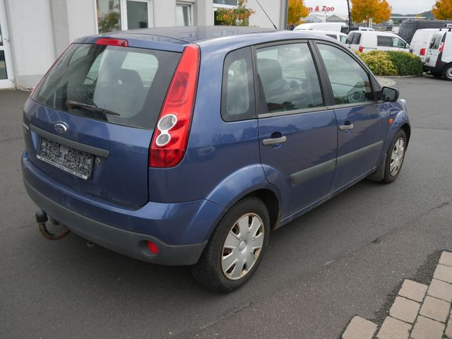 Ford Fiesta 1,3 51 kW Ambiente - Car: picture 3 Ford Fiesta 1,3 51 kW Ambiente - Car: picture 3