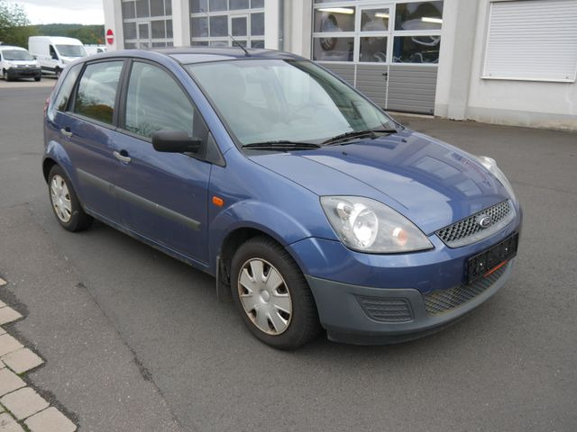 Ford Fiesta 1,3 51 kW Ambiente - Car: picture 2 Ford Fiesta 1,3 51 kW Ambiente - Car: picture 2