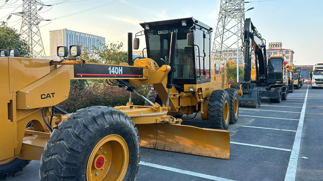 CATERPILLAR 140H - Grader: picture 1 CATERPILLAR 140H - Grader: picture 1