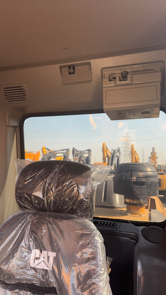 CATERPILLAR 330D2L used excavator source supply - Crawler excavator: picture 5 CATERPILLAR 330D2L used excavator source supply - Crawler excavator: picture 5