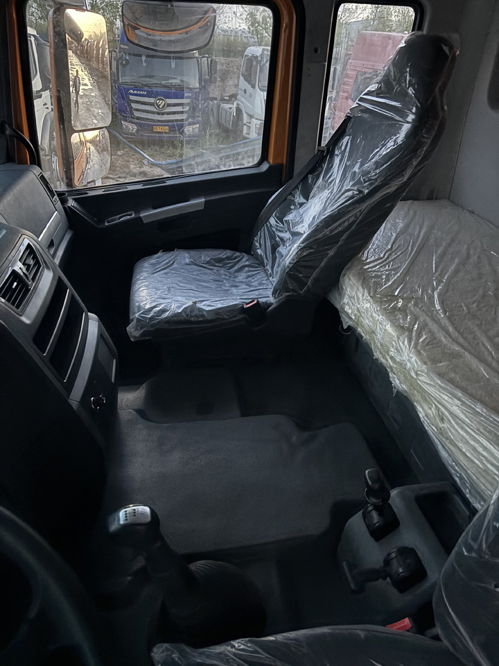SHACMAN X3000 6x4 dump truck - Dumper: picture 4 SHACMAN X3000 6x4 dump truck - Dumper: picture 4