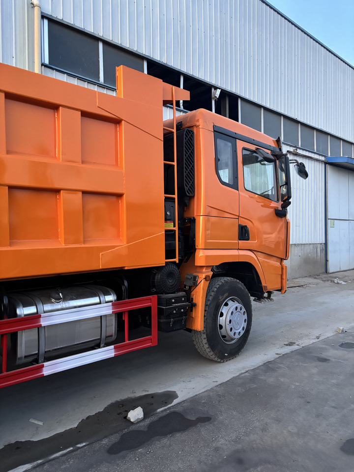 SHACMAN X3000 6x4 dump truck - Dumper: picture 2 SHACMAN X3000 6x4 dump truck - Dumper: picture 2