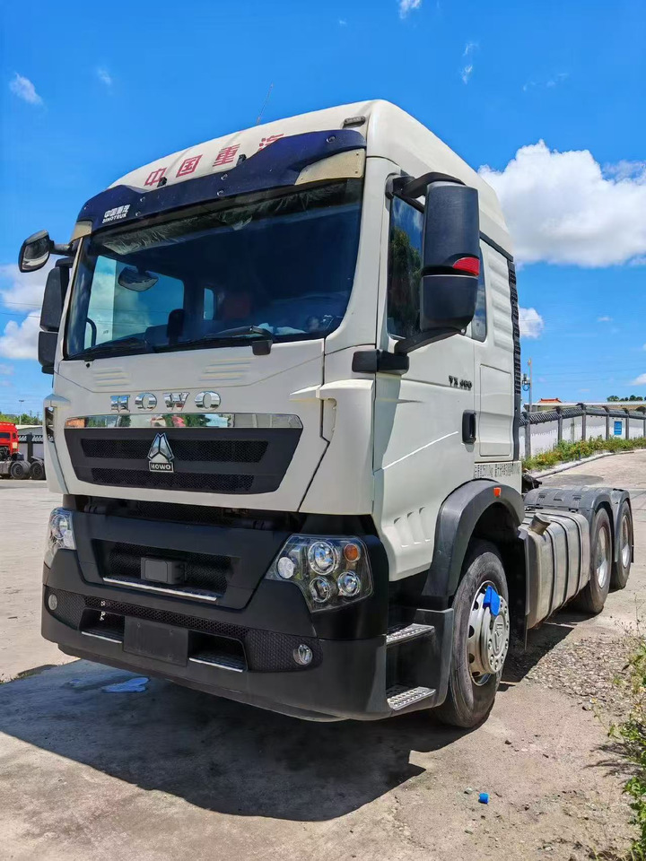 SINOTRUK howo 371,430 ,460 tractor multiple models used and stock new tractors Customizable - Tractor unit: picture 1 SINOTRUK howo 371,430 ,460 tractor multiple models used and stock new tractors Customizable - Tractor unit: picture 1