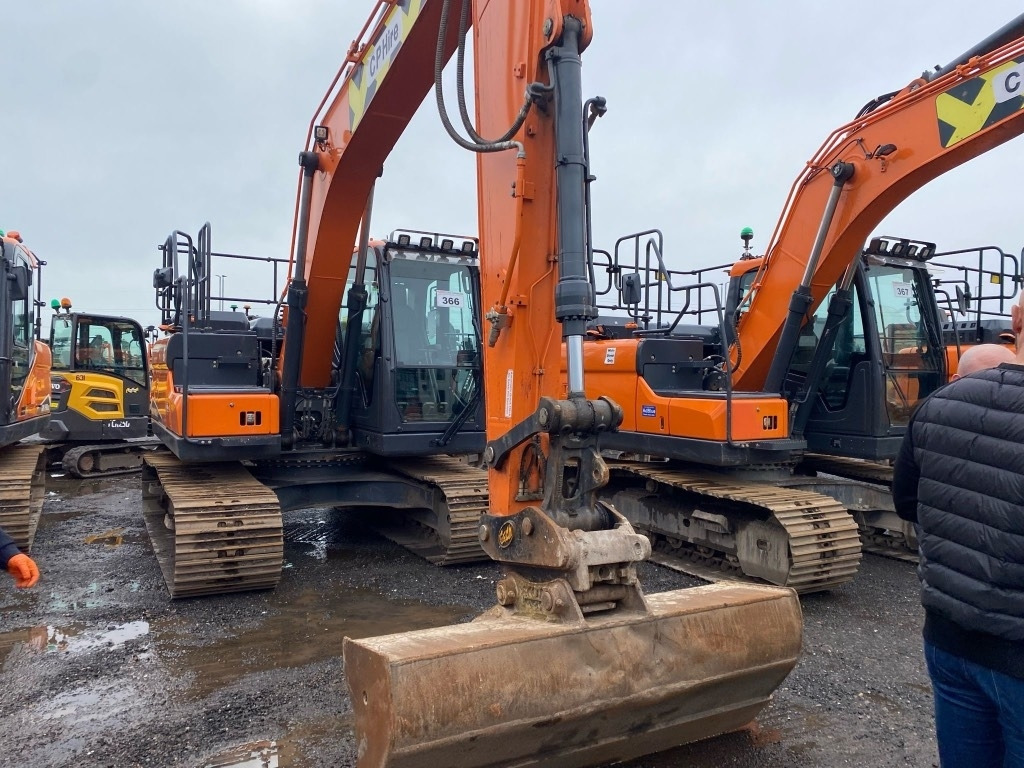 Doosan DX 140 LC  - Crawler excavator: picture 4 Doosan DX 140 LC  - Crawler excavator: picture 4