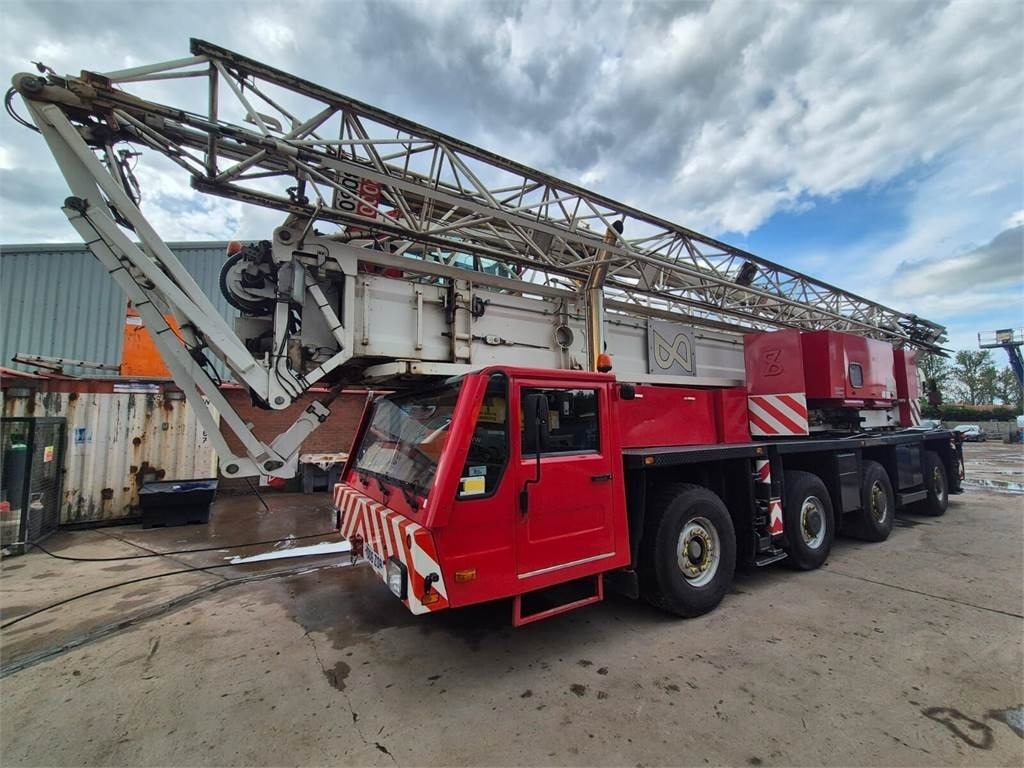 Spierings AT4 SK488 / 2006 / Klimatyzacja (2x diesel) - w Po - Self-erecting tower crane: picture 2 Spierings AT4 SK488 / 2006 / Klimatyzacja (2x diesel) - w Po - Self-erecting tower crane: picture 2
