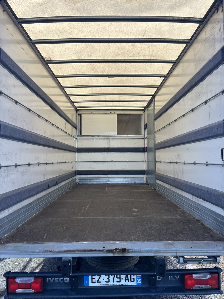 IVECO DAILY - Box van: picture 5 IVECO DAILY - Box van: picture 5