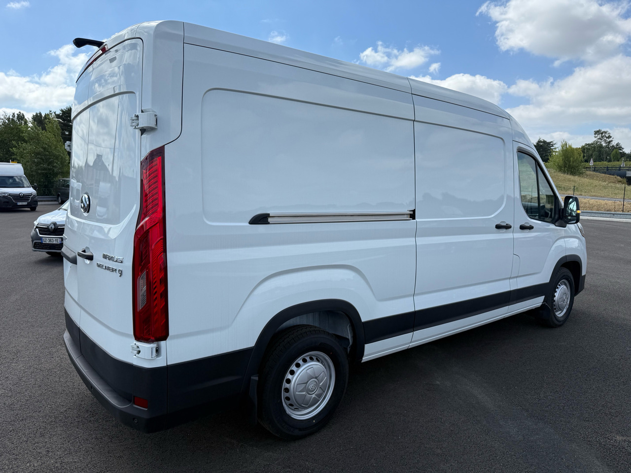 MAXUS DELIVER9 150CH Diesel - Panel van: picture 4 MAXUS DELIVER9 150CH Diesel - Panel van: picture 4