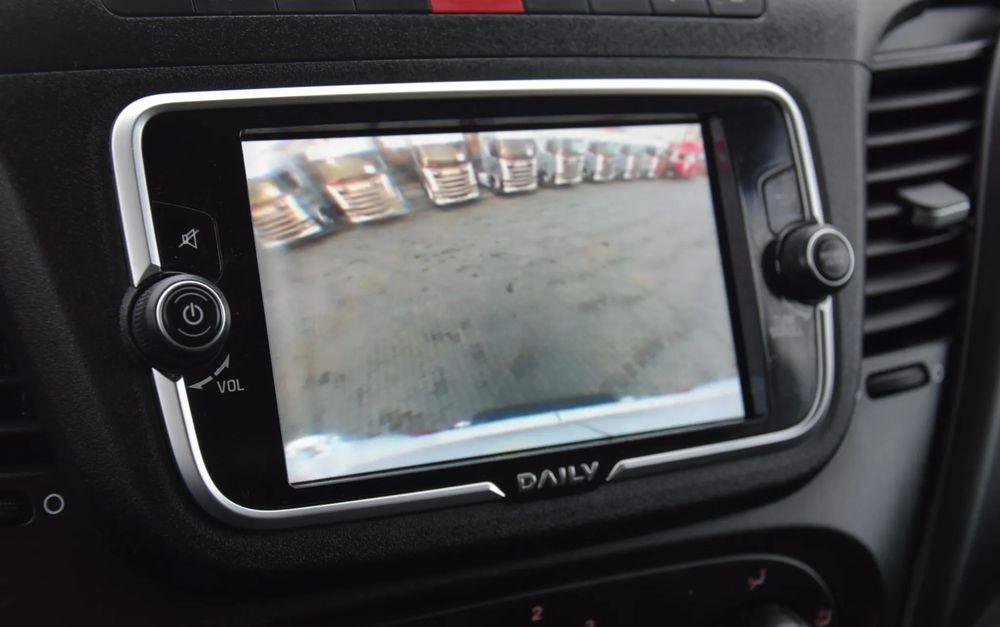 Panel van Iveco DAILY MAXI 35S14 / 2.3 - 140 KM / AUTOMAT HI-MATIC / NOWY MODEL / 3 OSOBY / DOSTAWCZE / BLASZAK / KAMERA COFANIA / TEMPOMAT / KLIMA / 2022 / SERWISOWANY / SPROWADZONY Z NIEMIEC: picture 36