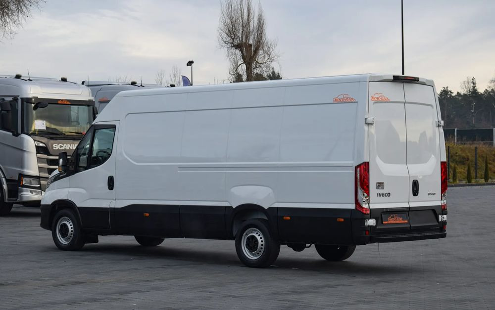 Panel van Iveco DAILY MAXI 35S14 / 2.3 - 140 KM / AUTOMAT HI-MATIC / NOWY MODEL / 3 OSOBY / DOSTAWCZE / BLASZAK / KAMERA COFANIA / TEMPOMAT / KLIMA / 2022 / SERWISOWANY / SPROWADZONY Z NIEMIEC: picture 7