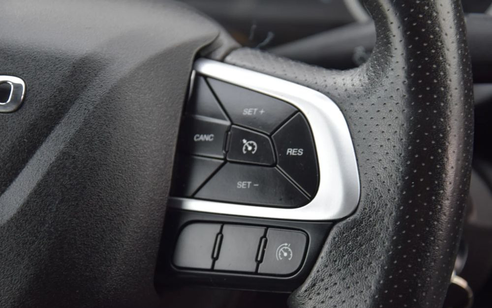 Panel van Iveco DAILY MAXI 35S14 / 2.3 - 140 KM / AUTOMAT HI-MATIC / NOWY MODEL / 3 OSOBY / DOSTAWCZE / BLASZAK / KAMERA COFANIA / TEMPOMAT / KLIMA / 2022 / SERWISOWANY / SPROWADZONY Z NIEMIEC: picture 32