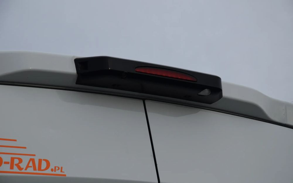 Panel van Iveco DAILY MAXI 35S14 / 2.3 - 140 KM / AUTOMAT HI-MATIC / NOWY MODEL / 3 OSOBY / DOSTAWCZE / BLASZAK / KAMERA COFANIA / TEMPOMAT / KLIMA / 2022 / SERWISOWANY / SPROWADZONY Z NIEMIEC: picture 12