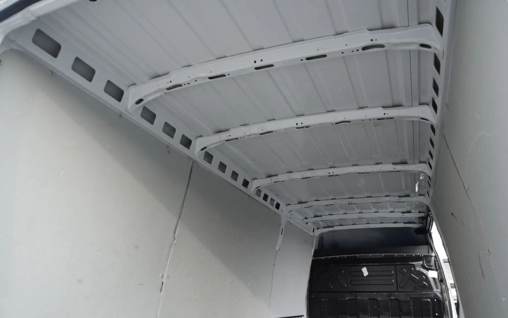 Panel van Iveco DAILY MAXI 35S14 / 2.3 - 140 KM / AUTOMAT HI-MATIC / NOWY MODEL / 3 OSOBY / DOSTAWCZE / BLASZAK / KAMERA COFANIA / TEMPOMAT / KLIMA / 2022 / SERWISOWANY / SPROWADZONY Z NIEMIEC: picture 22