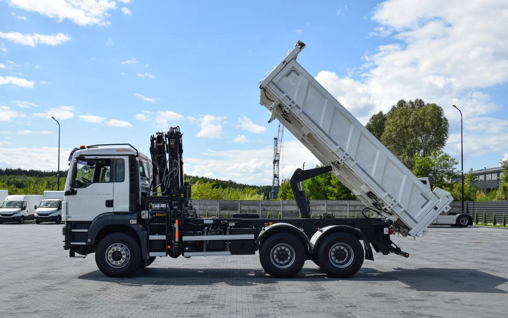 Tipper, Crane truck MAN TGS 33.360 / 6x4 / HDS HIAB 122 E-2 HIDUO / STEROWANIE RADIOWE / WYWROTKA / HYDROBURTA / AUTOMAT / KLIMA / TEMPOMAT / KAMERA COFANIA / SPROWADZONY: picture 12 Tipper, Crane truck MAN TGS 33.360 / 6x4 / HDS HIAB 122 E-2 HIDUO / STEROWANIE RADIOWE / WYWROTKA / HYDROBURTA / AUTOMAT / KLIMA / TEMPOMAT / KAMERA COFANIA / SPROWADZONY: picture 12