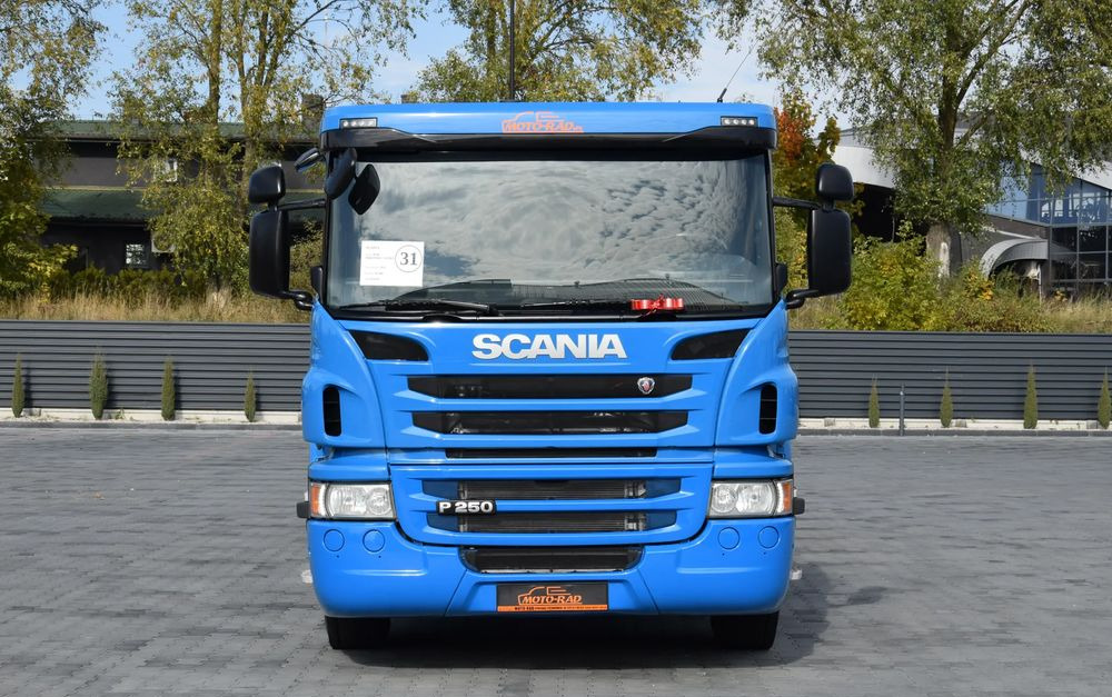 Scania P250 / EURO 6 / SKRZYNIA 7.8 M / WINDA DHOLLANDIA / PODUSZKI NA TYLNEJ OSI / RETARDER / KLIMA / TEMPOMAT / SERWISOWANY / SPROWADZONY - Dropside/ Flatbed truck: picture 2 Scania P250 / EURO 6 / SKRZYNIA 7.8 M / WINDA DHOLLANDIA / PODUSZKI NA TYLNEJ OSI / RETARDER / KLIMA / TEMPOMAT / SERWISOWANY / SPROWADZONY - Dropside/ Flatbed truck: picture 2
