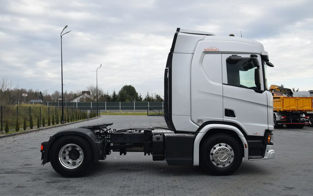 Scania R450 / HYDRAULIKA / RETARDER / ACC / KLIMA / FULL LEDY / ALUFELGI / SERWISOWANA / SPROWADZONA - Tractor unit: picture 4 Scania R450 / HYDRAULIKA / RETARDER / ACC / KLIMA / FULL LEDY / ALUFELGI / SERWISOWANA / SPROWADZONA - Tractor unit: picture 4