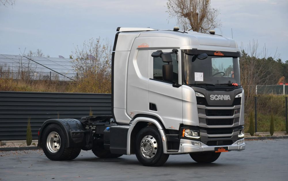 Scania R450 / HYDRAULIKA / RETARDER / ACC / KLIMA / FULL LEDY / ALUFELGI / SERWISOWANA / SPROWADZONA - Tractor unit: picture 3 Scania R450 / HYDRAULIKA / RETARDER / ACC / KLIMA / FULL LEDY / ALUFELGI / SERWISOWANA / SPROWADZONA - Tractor unit: picture 3