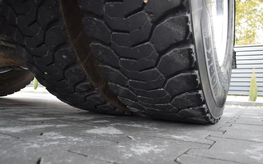 Tractor unit Volvo FH500 / NISKA KABINA / HYDRAULIKA / EURO 6 / ACC / LEDY / ALUFELGI / SERWISOWANY / SPROWADZONY: picture 16