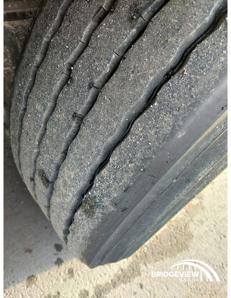 Curtainsider semi-trailer Kögel SN 24: picture 16