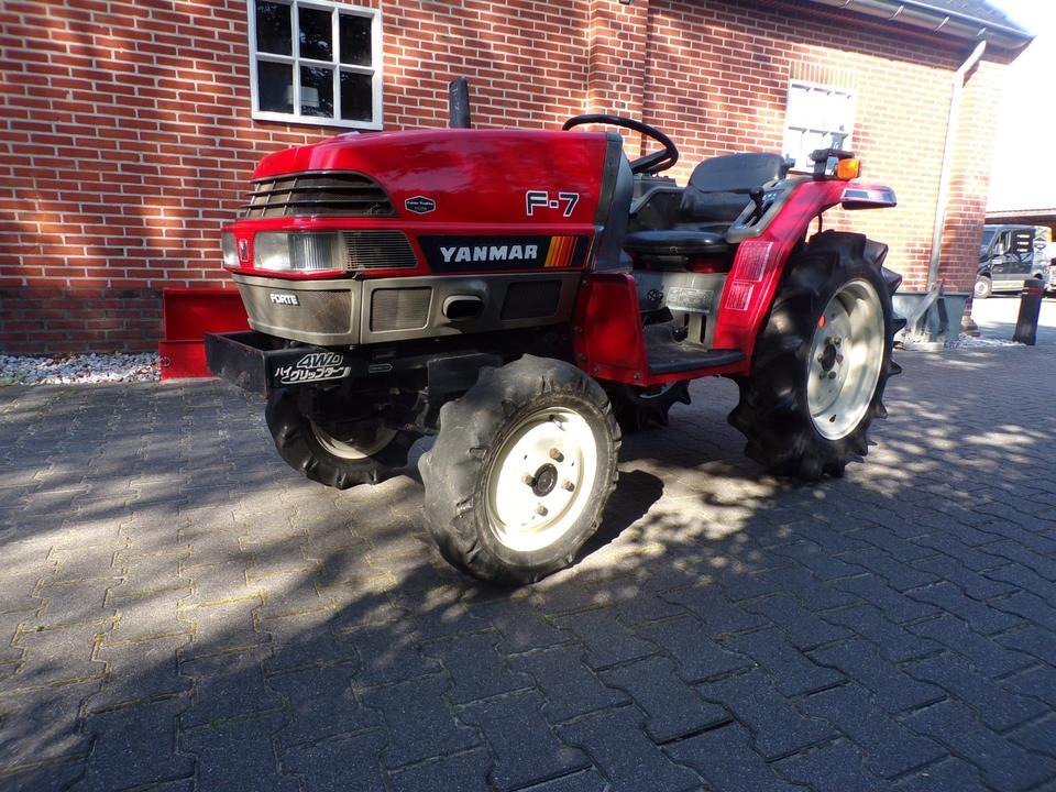 Kleintraktor Yanmar F-7 - Compact tractor: picture 2 Kleintraktor Yanmar F-7 - Compact tractor: picture 2