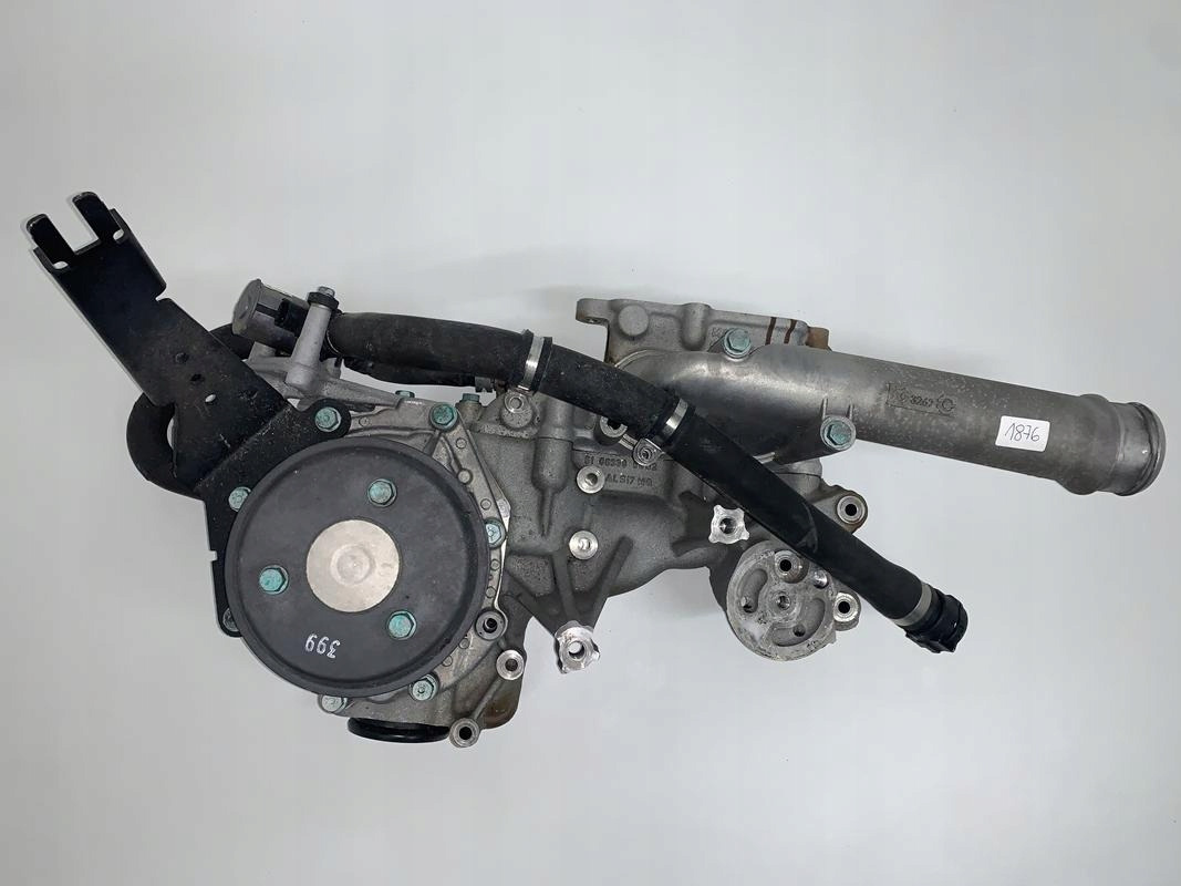 OBUDOWA POMPY WODY MAN TGX TGS EURO 6 D2676 - Coolant pump for Truck: picture 2 OBUDOWA POMPY WODY MAN TGX TGS EURO 6 D2676 - Coolant pump for Truck: picture 2