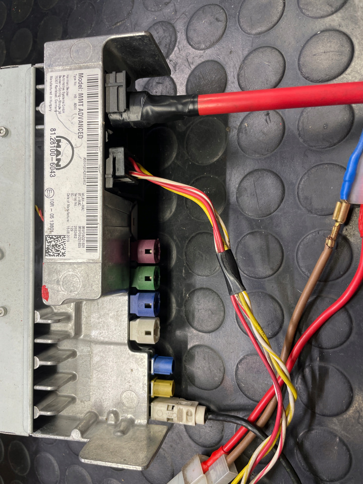 RADIO NAWIGACJA MAN TGS TGX EURO 6 81281006043 - Navigation system for Truck: picture 3 RADIO NAWIGACJA MAN TGS TGX EURO 6 81281006043 - Navigation system for Truck: picture 3