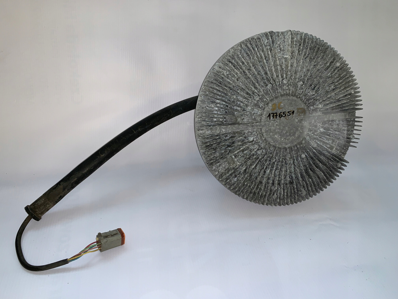 SPRZĘGŁO WISKOTYCZNE WISCOZA WISKOZA SCANIA R DC13 - Fan for Truck: picture 1 SPRZĘGŁO WISKOTYCZNE WISCOZA WISKOZA SCANIA R DC13 - Fan for Truck: picture 1