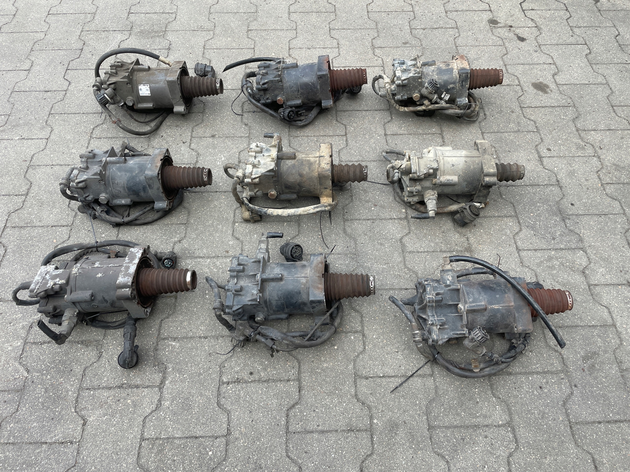 WYSPRZĘGLIK SKRZYNI MAN TGX TGS TGA AUTOMAT K013727 - Clutch cylinder for Truck: picture 5 WYSPRZĘGLIK SKRZYNI MAN TGX TGS TGA AUTOMAT K013727 - Clutch cylinder for Truck: picture 5