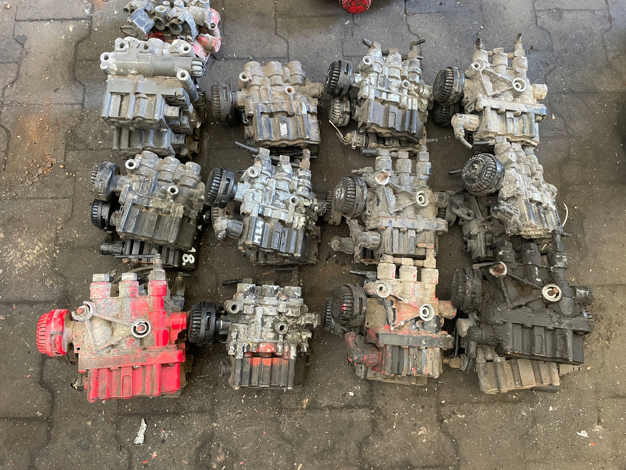 ZAWÓR PODUSZEK ECAS MAN TGA TGX TGS 4729000550 - Air suspension for Truck: picture 4 ZAWÓR PODUSZEK ECAS MAN TGA TGX TGS 4729000550 - Air suspension for Truck: picture 4