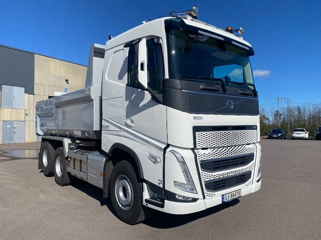 Volvo FH 540 - Tipper: picture 2 Volvo FH 540 - Tipper: picture 2