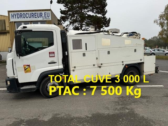 Renault D-Series - Vacuum truck: picture 1 Renault D-Series - Vacuum truck: picture 1