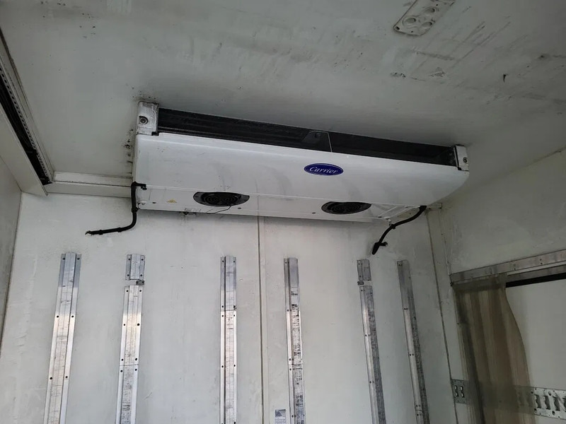 Renault T HIGH 430 - Isothermal truck: picture 5 Renault T HIGH 430 - Isothermal truck: picture 5