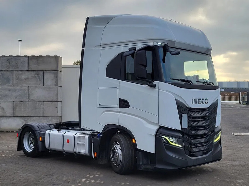Iveco S-WAY 460 - Tractor unit: picture 3 Iveco S-WAY 460 - Tractor unit: picture 3