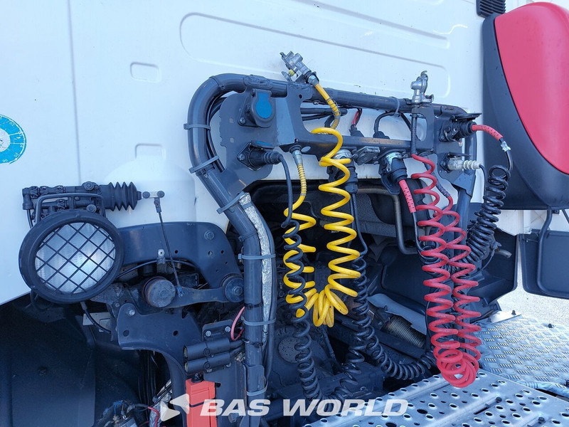 Scania R R410 - Tractor unit: picture 5 Scania R R410 - Tractor unit: picture 5