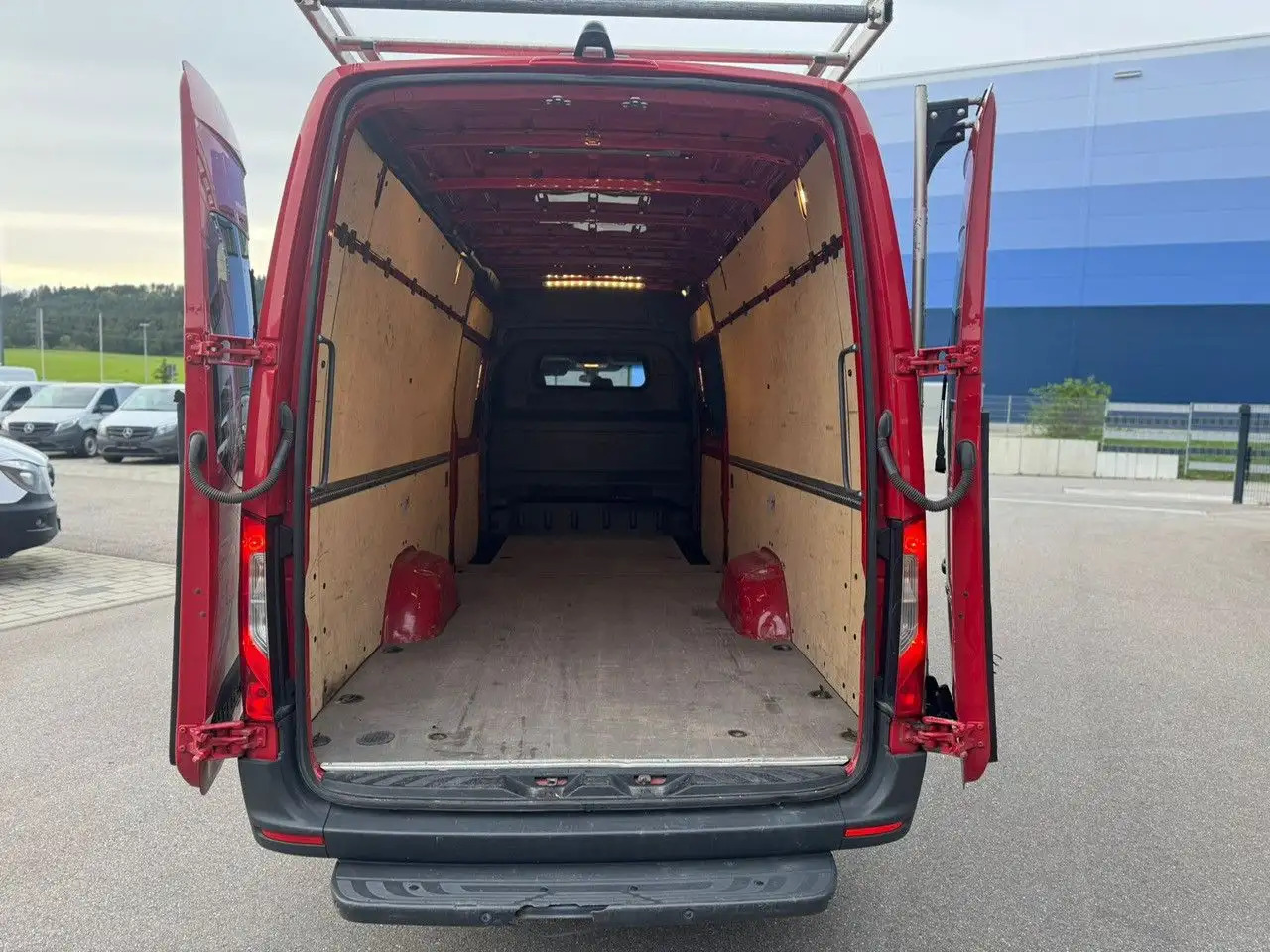 Mercedes-Benz Sprinter 317 CDI Maxi Lang XXL Extralang MBUX on lease Mercedes-Benz Sprinter 317 CDI Maxi Lang XXL Extralang MBUX: picture 9