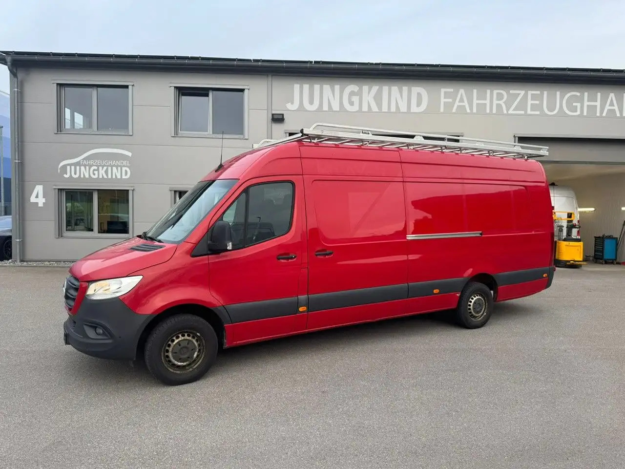Mercedes-Benz Sprinter 317 CDI Maxi Lang XXL Extralang MBUX - Panel van: picture 1 Mercedes-Benz Sprinter 317 CDI Maxi Lang XXL Extralang MBUX - Panel van: picture 1