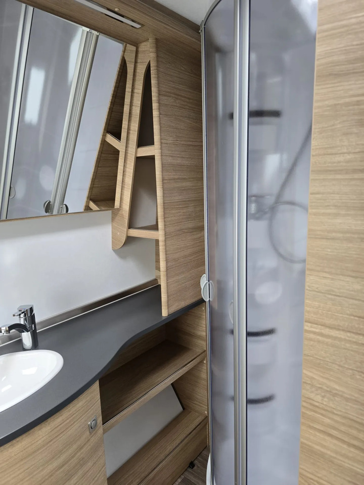 New Caravan Fendt Bianco Activ 515 SGD Safety- + Shower- Dekopaket: picture 12 New Caravan Fendt Bianco Activ 515 SGD Safety- + Shower- Dekopaket: picture 12