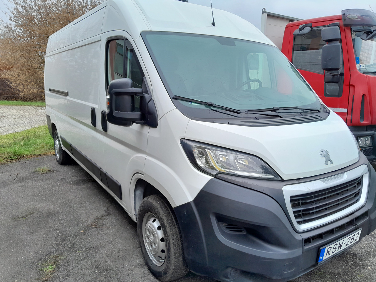 PEUGEOT BOXER 2.2 BlueHDI 350 FT L3H2 Pro - Box van: picture 1 PEUGEOT BOXER 2.2 BlueHDI 350 FT L3H2 Pro - Box van: picture 1