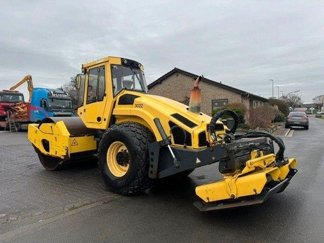 Bomag BW213DH-4 - Roller: picture 3 Bomag BW213DH-4 - Roller: picture 3